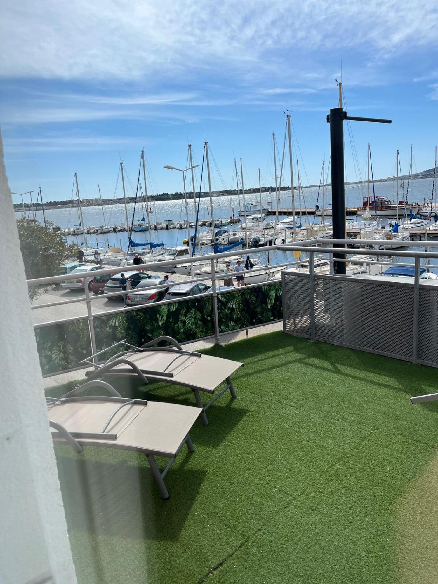 A La Voile Blanche Ξενοδοχείο Bouzigues Εξωτερικό φωτογραφία